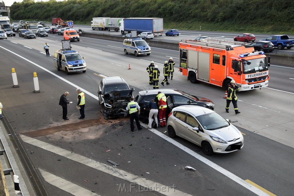 VU mehrere PKW A 3 Rich Oberhausen Hoehe AK Koeln Ost P055.JPG - Miklos Laubert